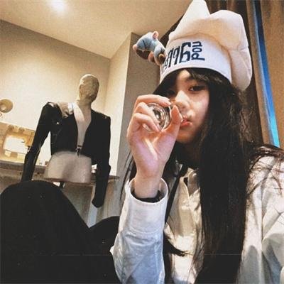赫米特，或者女房东不喝茶